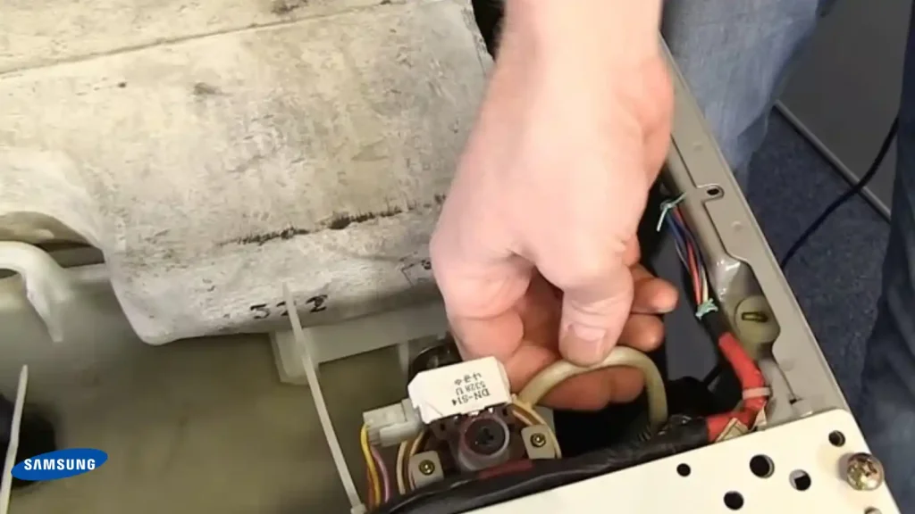 فیوز لباسشویی سامسونگ کجاست؟ راهنمای کامل تشخیص، تعویض و نگهداری